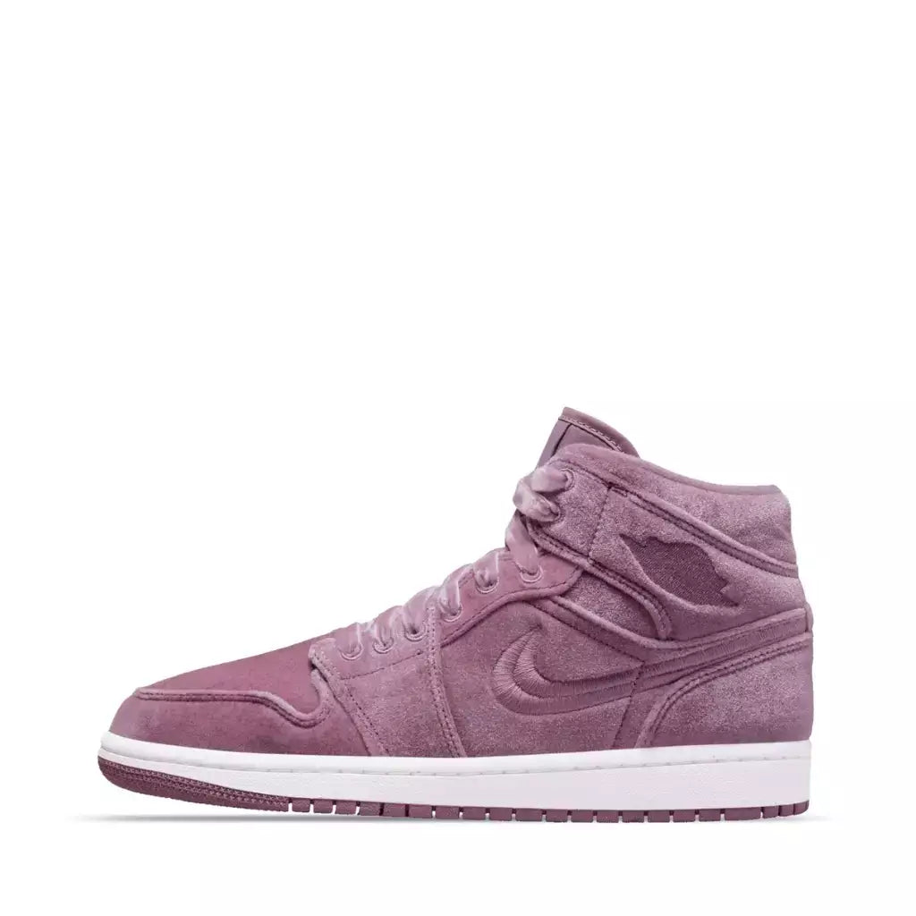 Nike jordan velvet shop